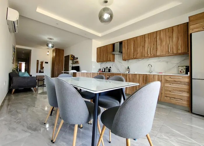 Al-andalus, Chic 홈스테이 빅토리아